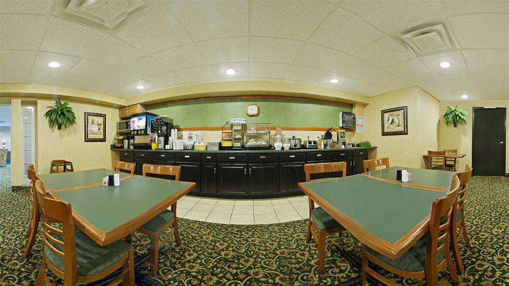 Rodeway Inn Barboursville Экстерьер фото